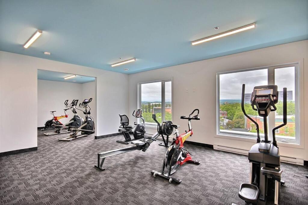Penthouse With Free Indoor Parking Downtown Apartment Quebec City Bagian luar foto
