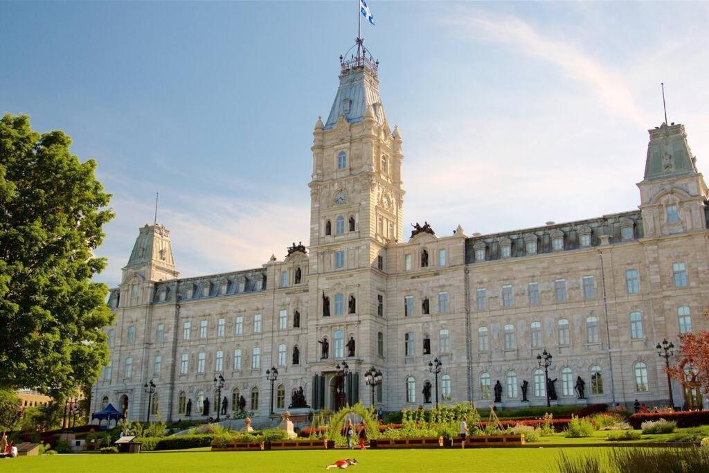 Penthouse With Free Indoor Parking Downtown Apartment Quebec City Bagian luar foto